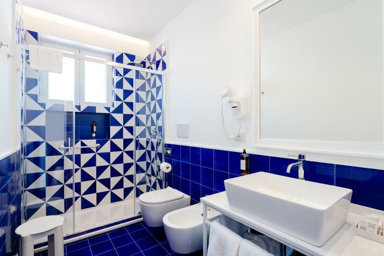 Maison Blu - Intimate Guesthouse Сорренто Екстер'єр фото