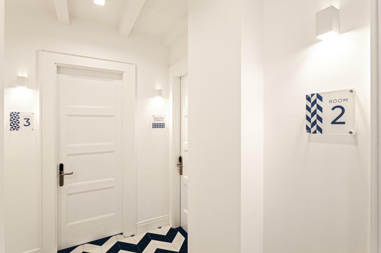Maison Blu - Intimate Guesthouse Сорренто Екстер'єр фото
